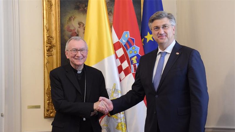 Plenković i Parolin o unaprjeđenju odnosa Hrvatske i Svete Stolice i situaciji u BiH